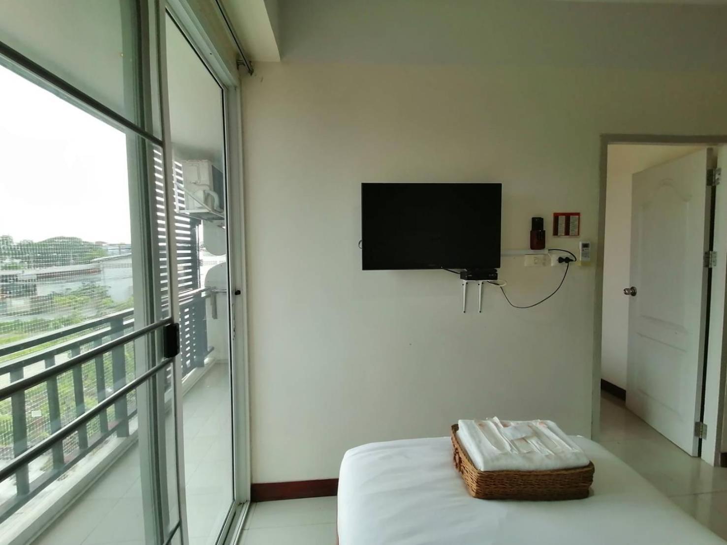 Grand Lopburi Hotel Exterior photo