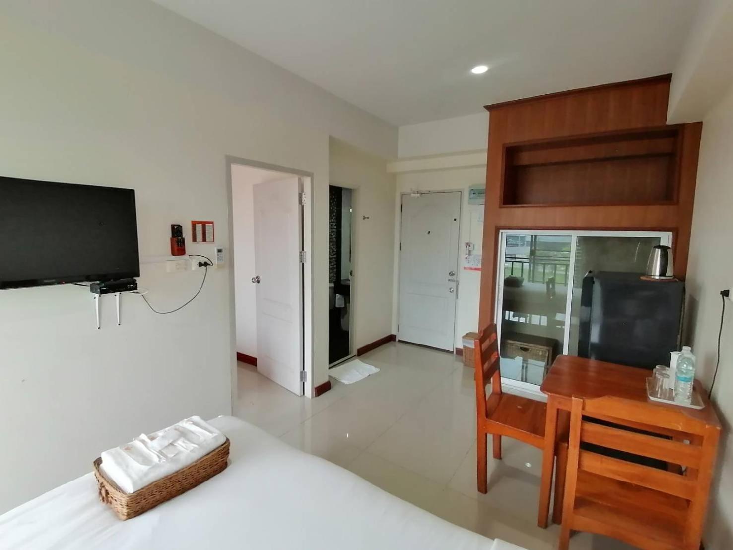 Grand Lopburi Hotel Exterior photo