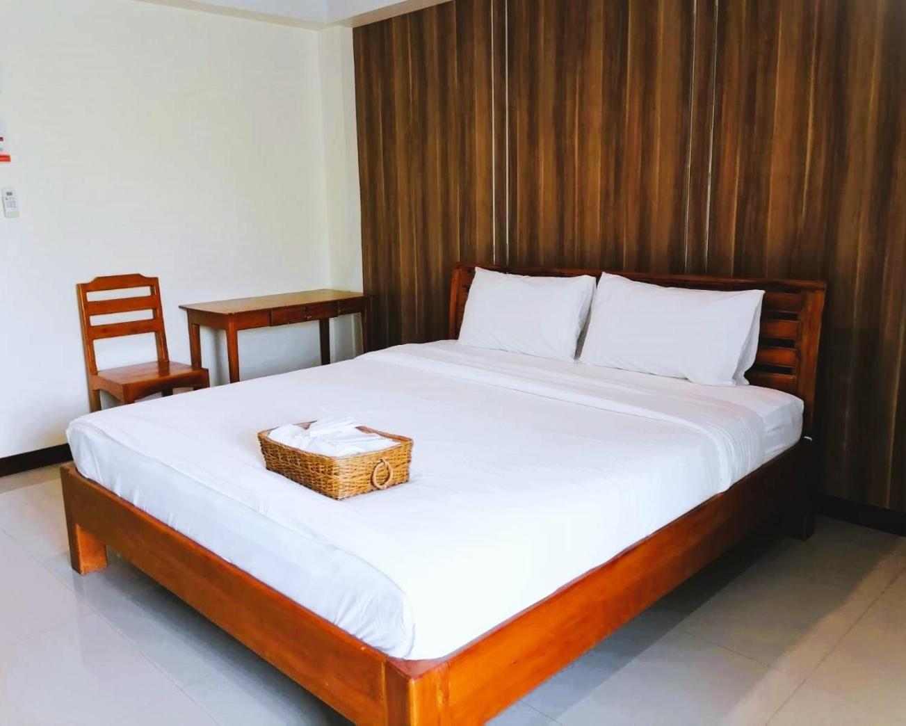 Grand Lopburi Hotel Exterior photo